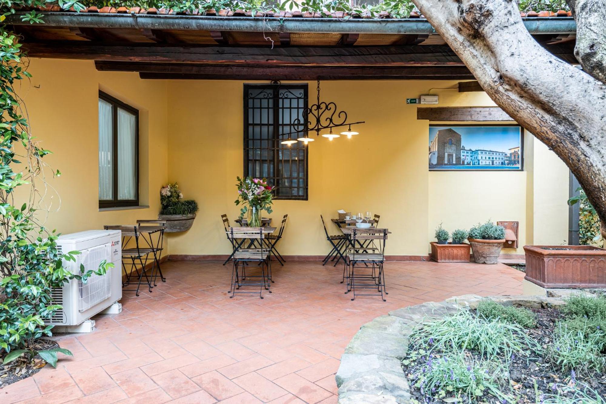 Apartmán Cortile Santa Monaca Florencie Exteriér fotografie